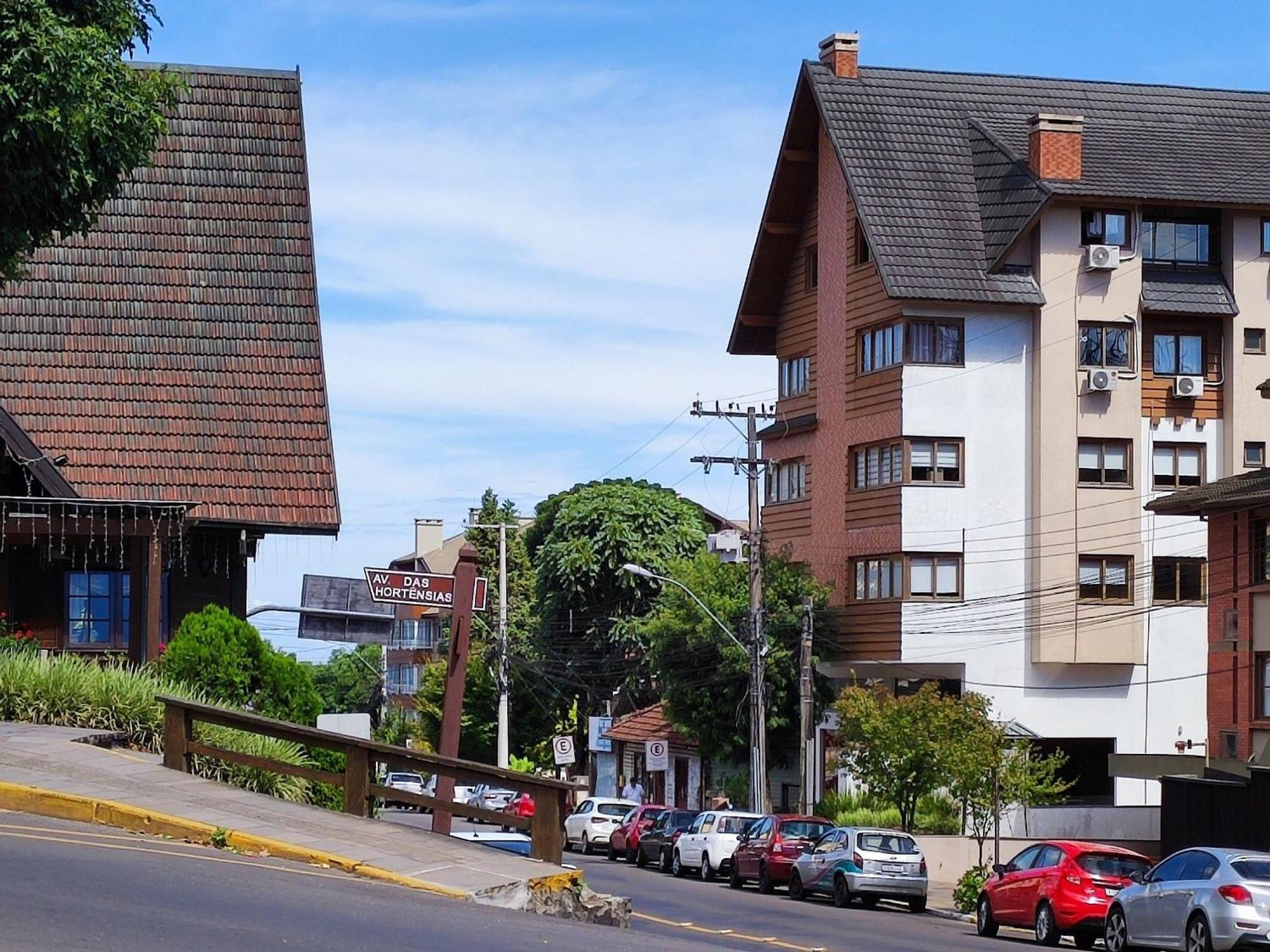 Solar Da Encosta 305 - Espaco E Conforto No Centro Gramado Exteriör bild